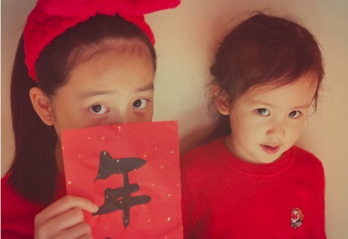 黃磊家的一雙漂亮女兒